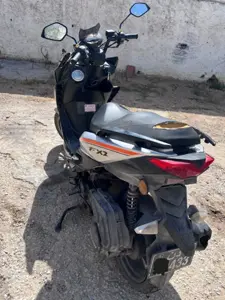 🛵 Uniscoot FX2 125cc à vendre – Sousse