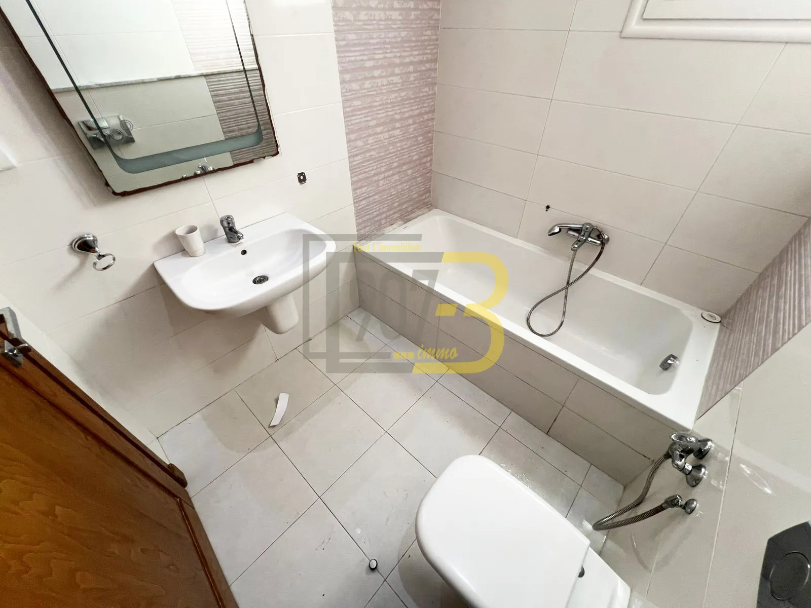 A louer un appartement s+2 HS à menzah 9c