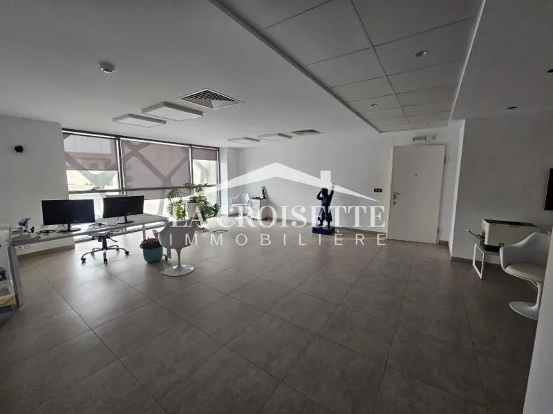 Bureau H+1 aux Jardins de Carthage ZBL0576