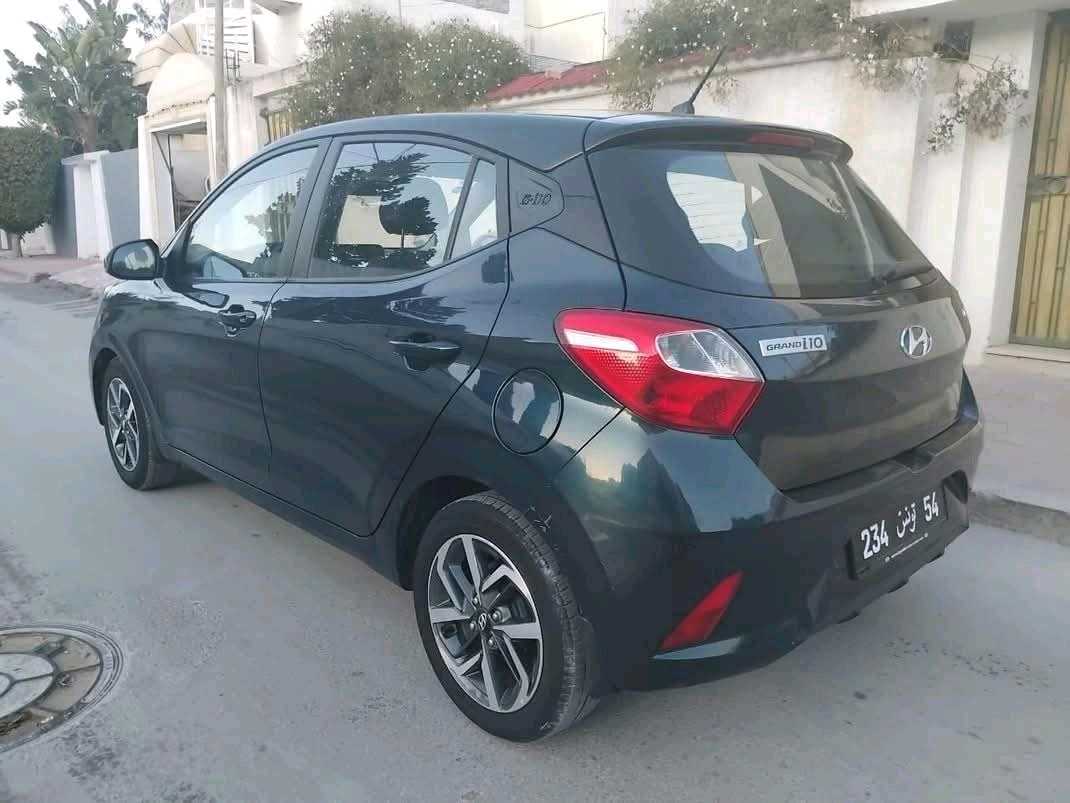 HYANDAI GRAND I 10 PREMIÈRE MAIN TRÈS PROPRE 