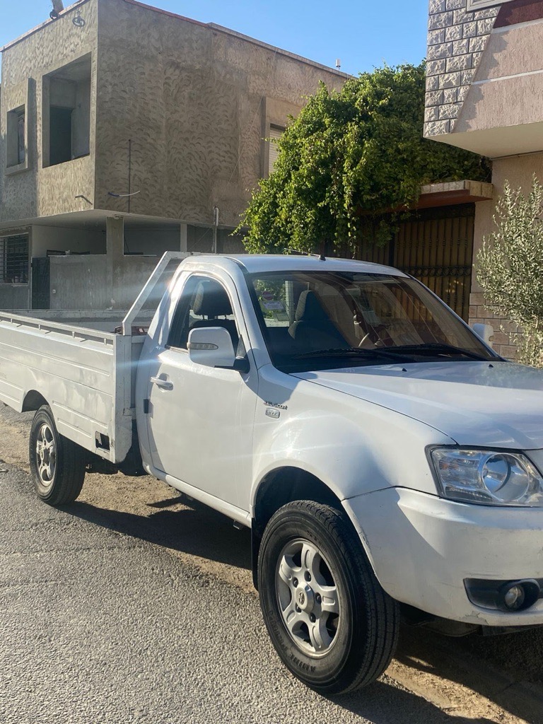 Tata Xenon