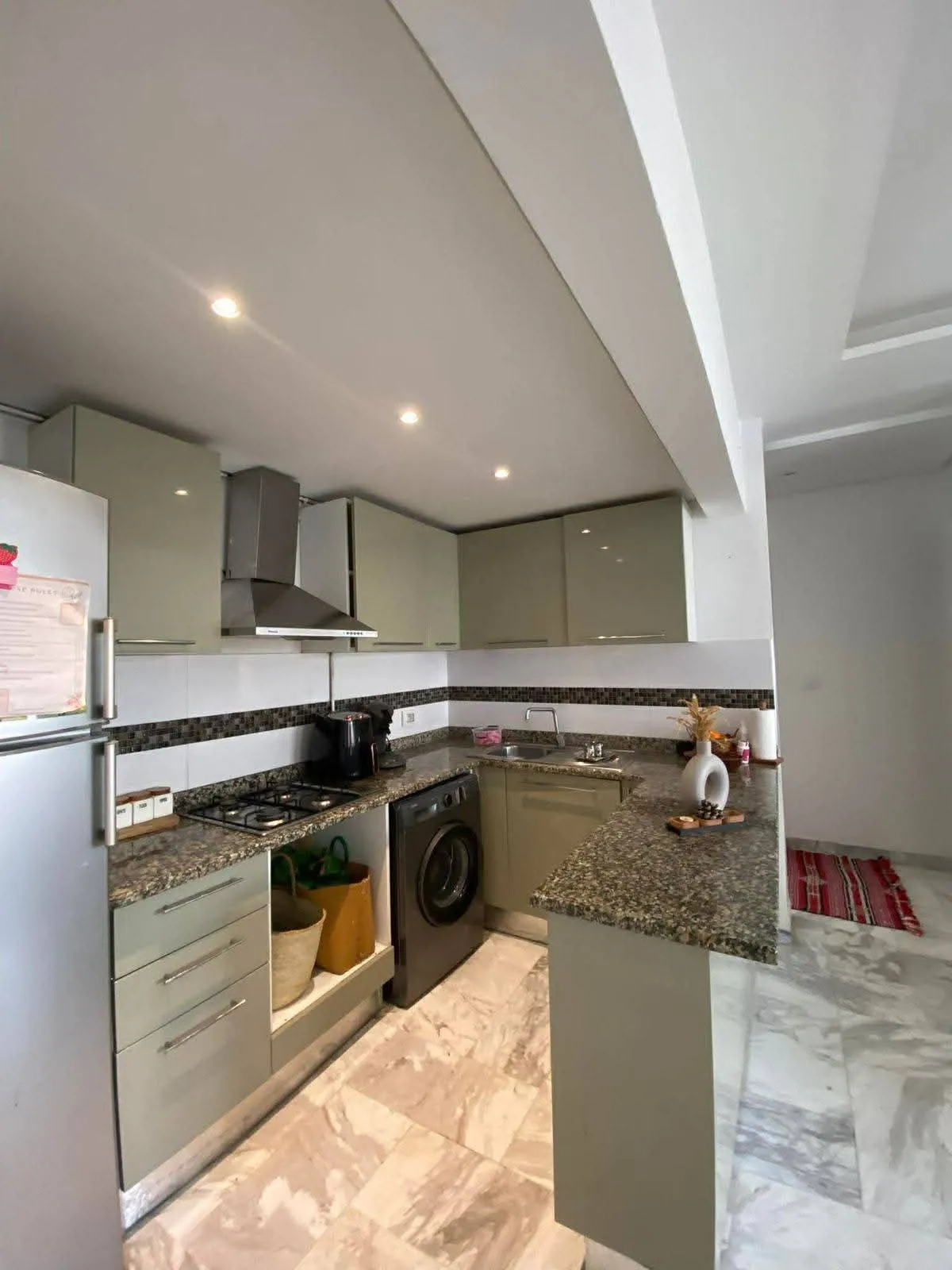 Avendre appartement S2 ET S3 À JAWHRA SOUSDE PRÈ MONAPRIX L9WESS