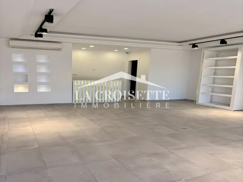 Local commercial à La Marsa MCL0591