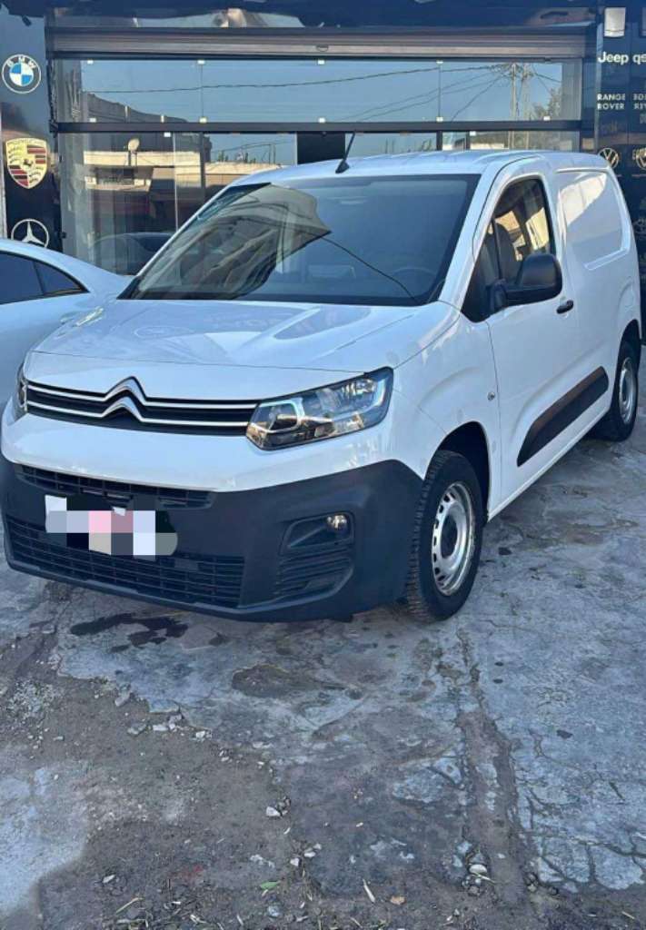 Citroen berlingo k9 
