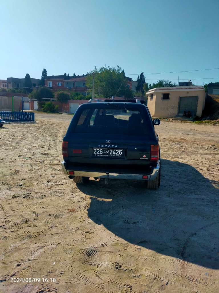 Toyota 4runner diesel 2.4 kol Chay en marche
Eli hachto yotleb ma 96148574