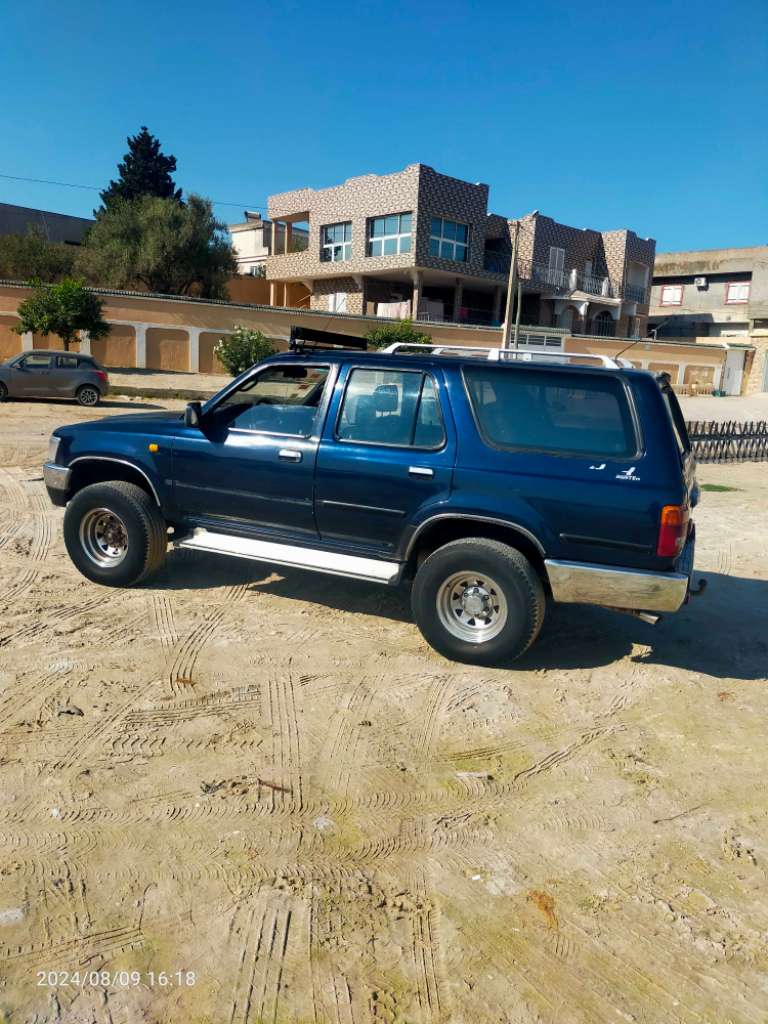 Toyota 4runner diesel 2.4 kol Chay en marche
Eli hachto yotleb ma 96148574