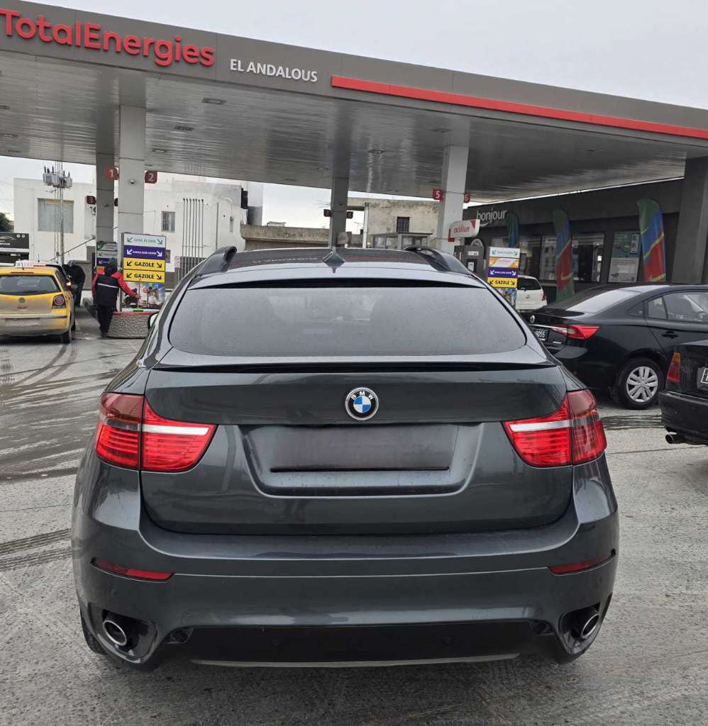 BMW X6 DIESEL 3L 15cv 2009 4 roues neuves
prix intéressant Affichage tête haute