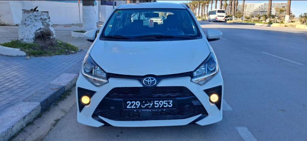 TOYOTA AGYA PREMIÈRE 