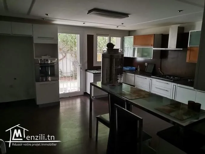 ✨À VENDRE: EXCLUSIVITE à Kantaoui – Villa Titré, Luxe avec Piscine, Jardin & Garage