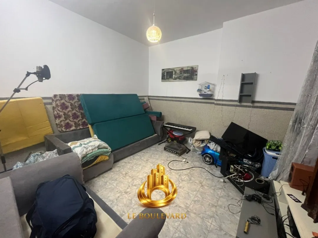 A Vendre Appartement S+2 situé dans un immeuble R+2 à Dar Chaabane, Nabeul