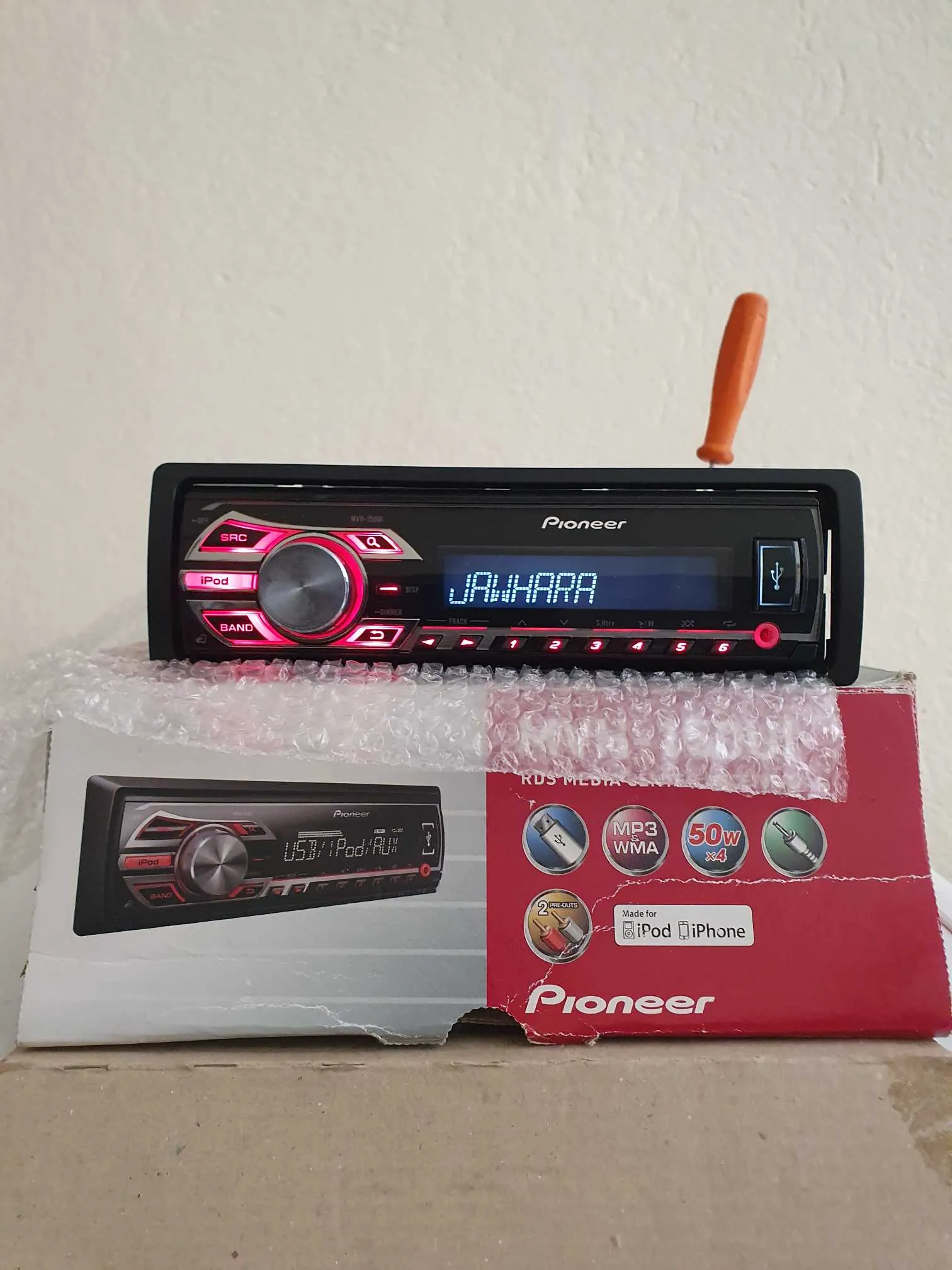 Poste pioneer neuf importer đ¶