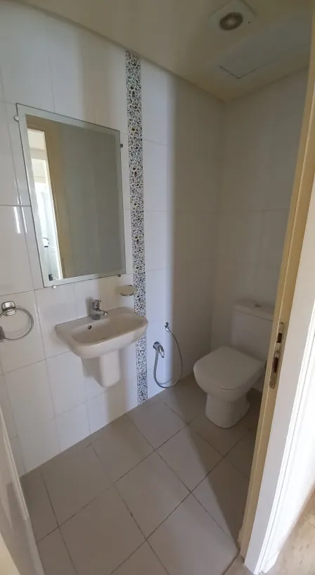 AV S1 titré la soukra 215 MD