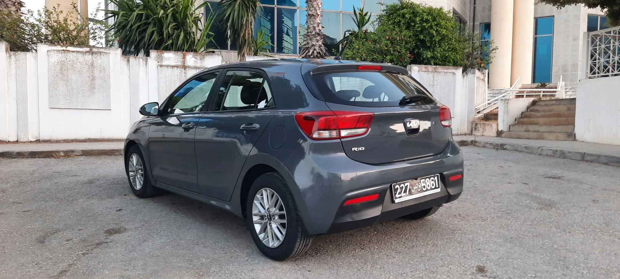 Kia Rio en très bon état 4cylindres 2022 Tl:28431642