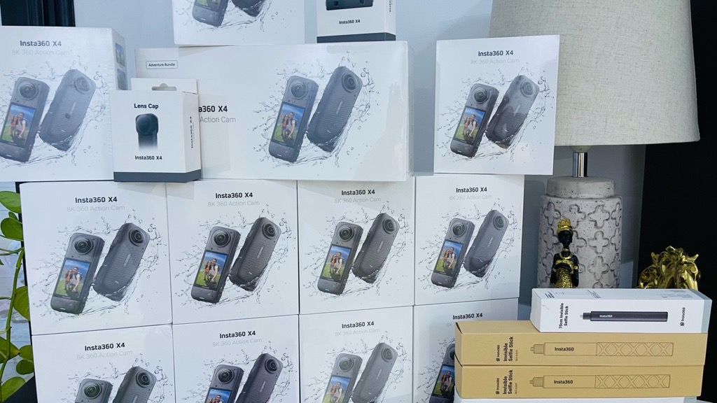 Insta X4 360 8K Cacheté