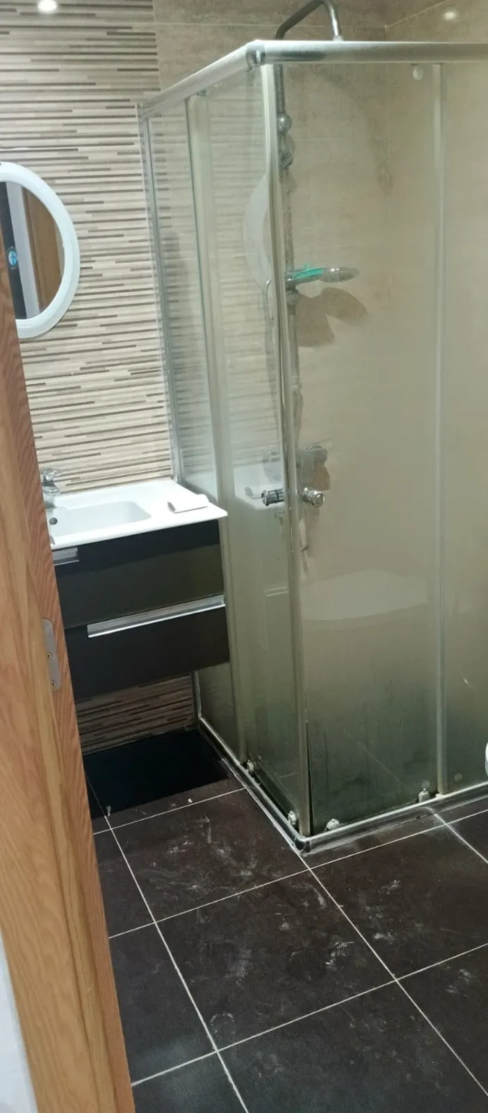 A LOUER – S+1 – CITE EL WAHAT – TEL 56306032– FB.8242