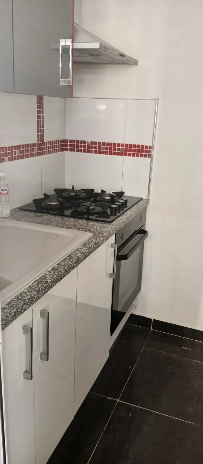 A LOUER – S+1 – CITE EL WAHAT – TEL 56306032– FB.8242