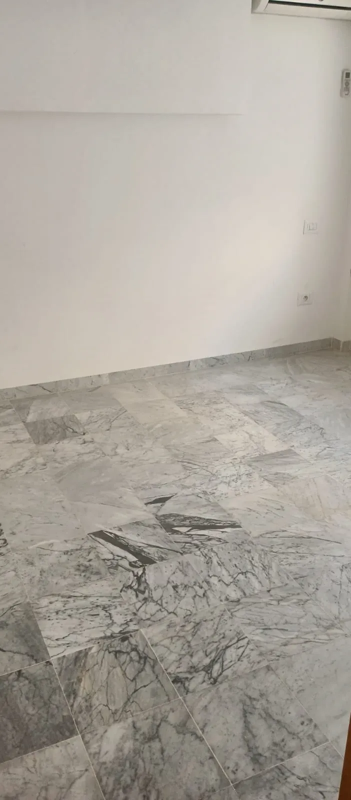 A LOUER – S+1 – CITE EL WAHAT – TEL 56306032– FB.8242