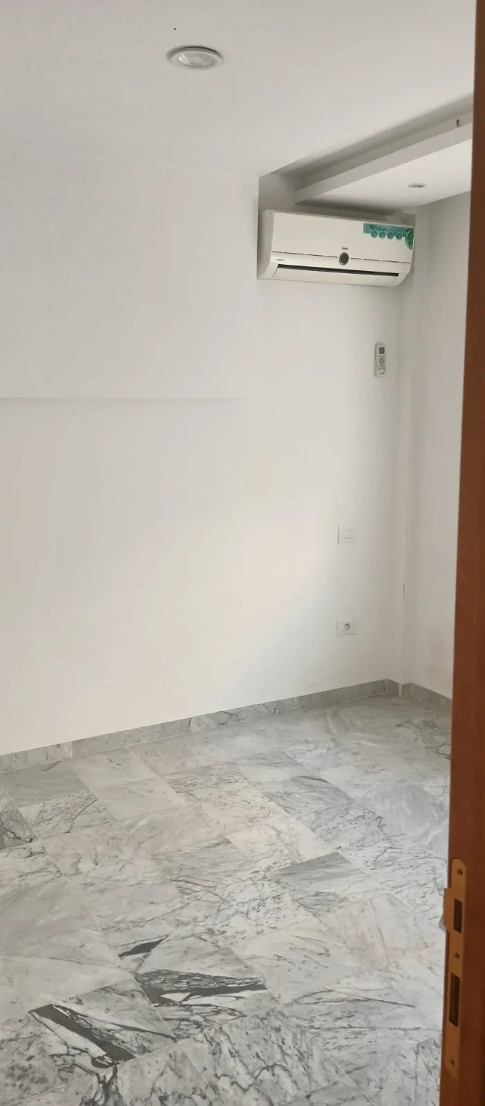 A LOUER – S+1 – CITE EL WAHAT – TEL 56306032– FB.8242