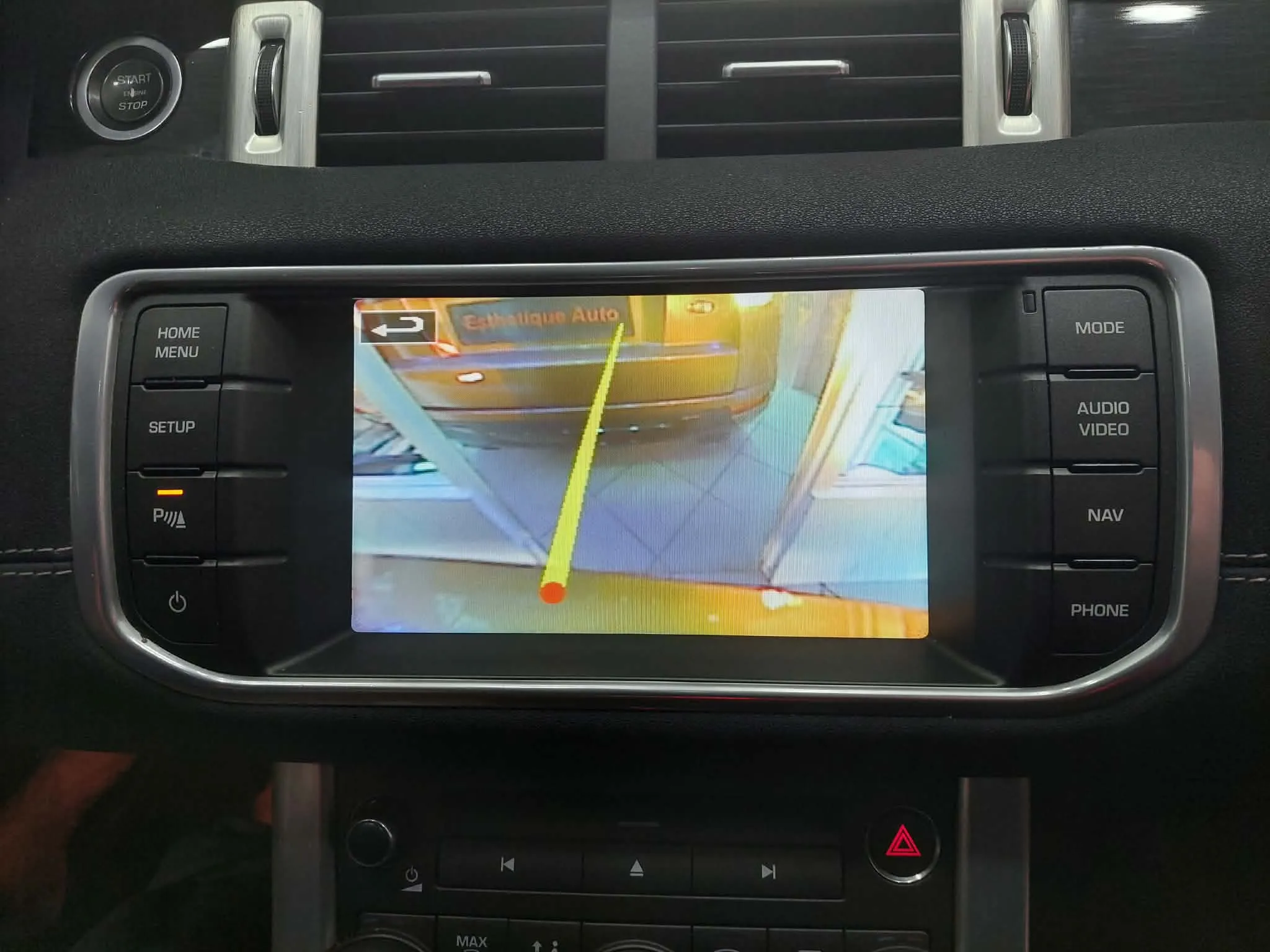 Land Rover Évoque 2.2L - Km 115 mille - Tel 98479647