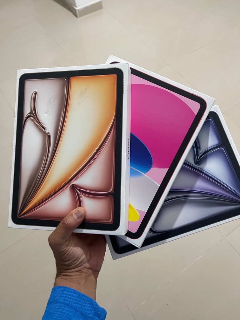 Ipad air M3 et ipad A16 cachete