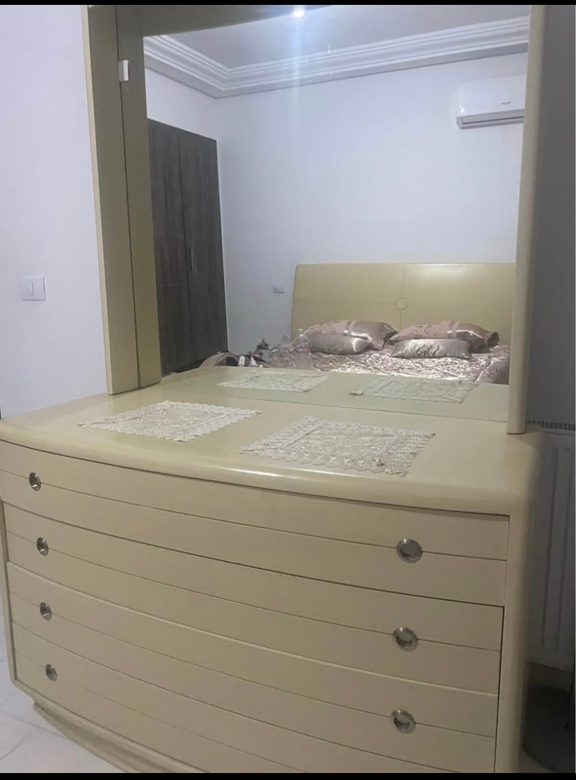 Chambre à coucher بيت نوم 