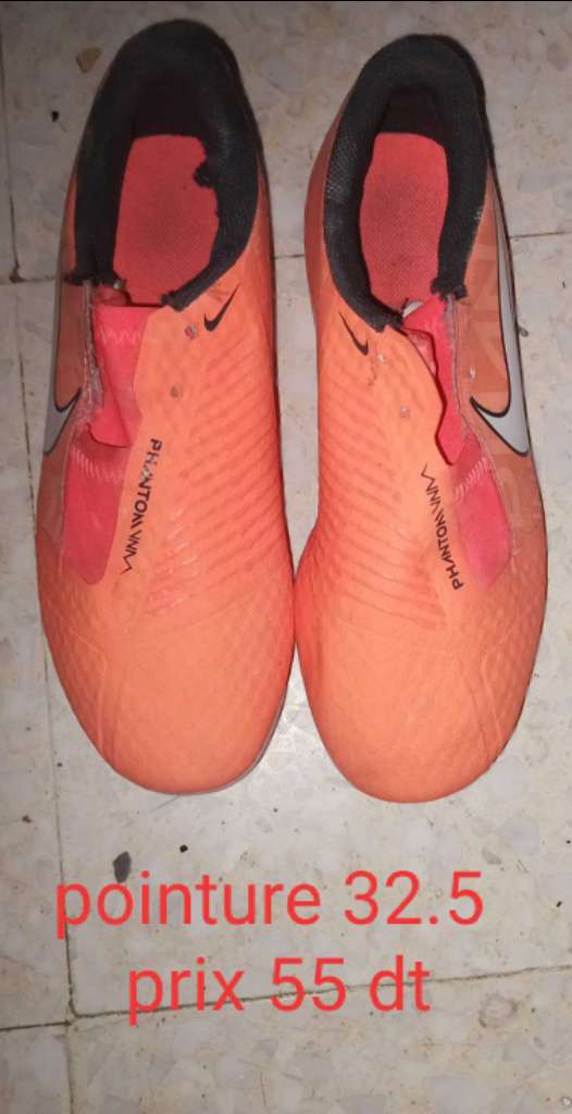 Crampons toutes les pointures sont disponibles 