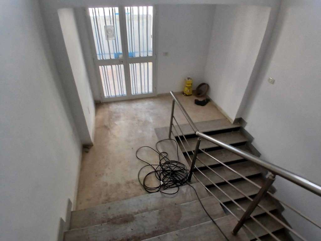 ✨ À LOUER : LOCAL INDUSTRIEL - SIDI ABDELHAMID ✨
Référence : R122