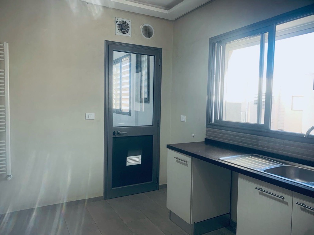 Appartement S+3 à louer