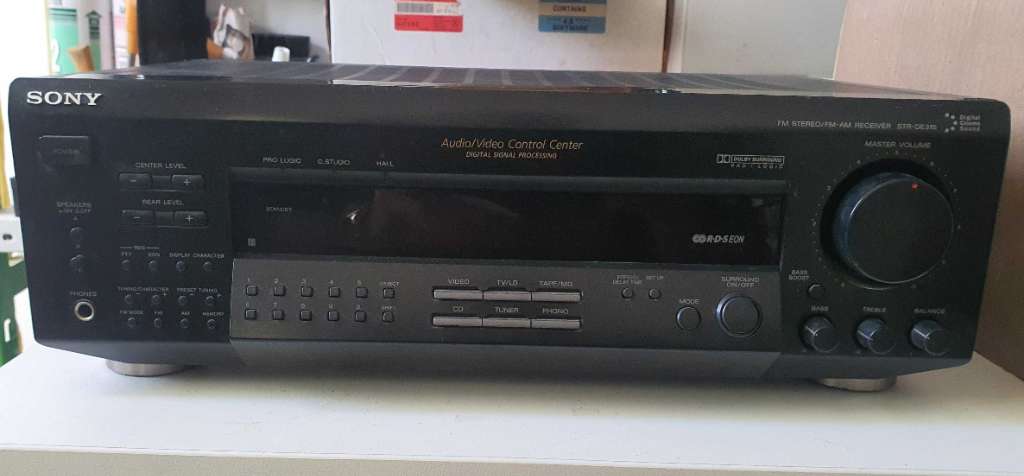 Ampli Home cinéma Sony STR-DE315 + 2 Enceintes Sony modèle SS-A 300.