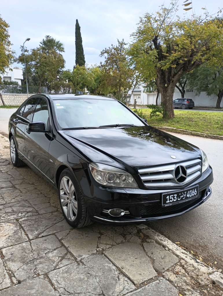 Mercedes C180 essence 