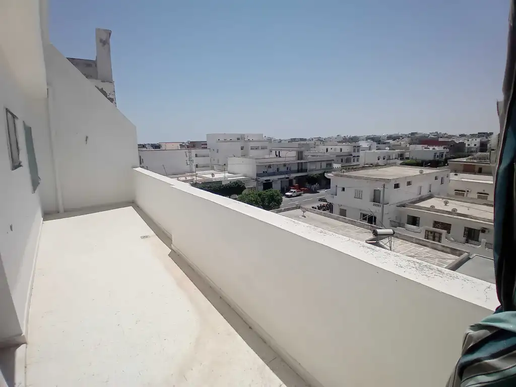 À VENDRE – 4 APPARTEMENTS INDÉPENDANTS À SAHLINE MONASTIR