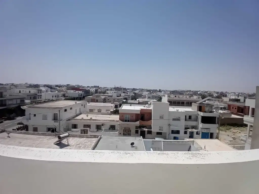 À VENDRE – 4 APPARTEMENTS INDÉPENDANTS À SAHLINE MONASTIR