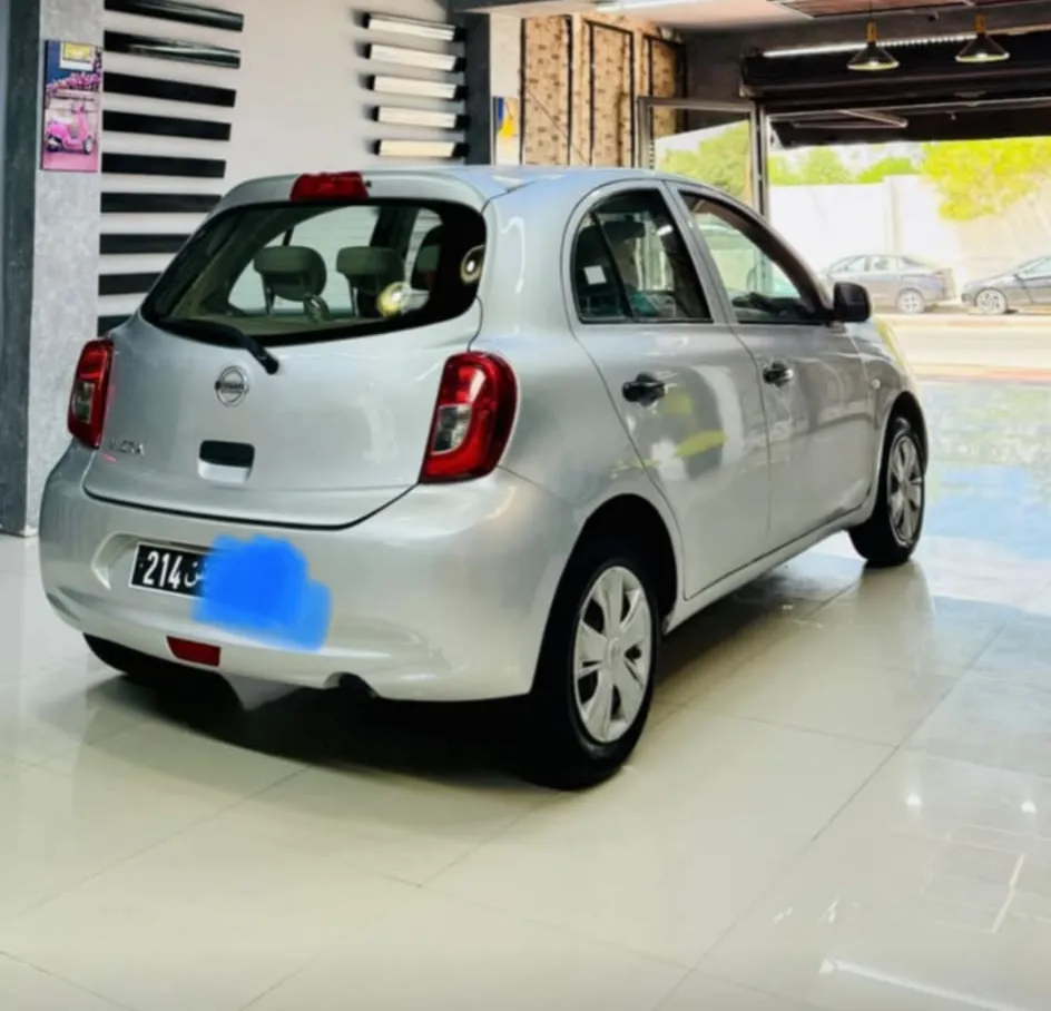Nissan Micra 