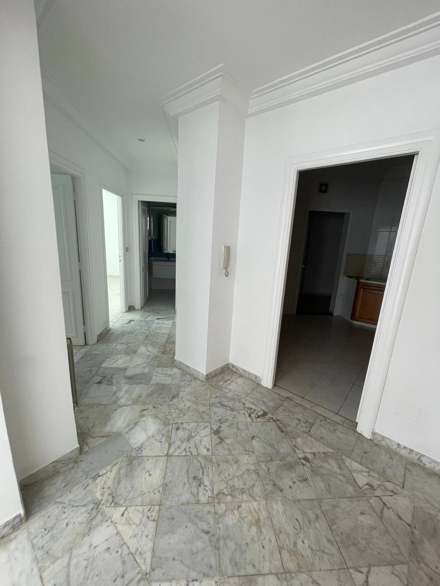 A louer appartement S+2 avec Jardin à jardin d'el menzah 2