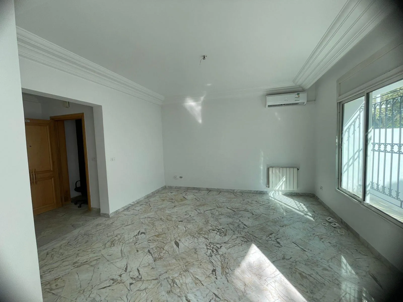 A louer appartement S+2 avec Jardin à jardin d'el menzah 2