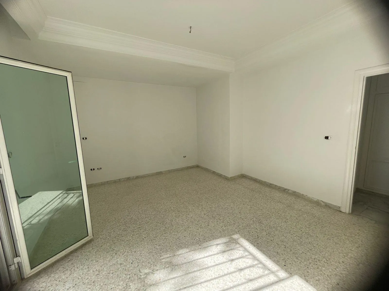 A louer appartement S+2 avec Jardin à jardin d'el menzah 2