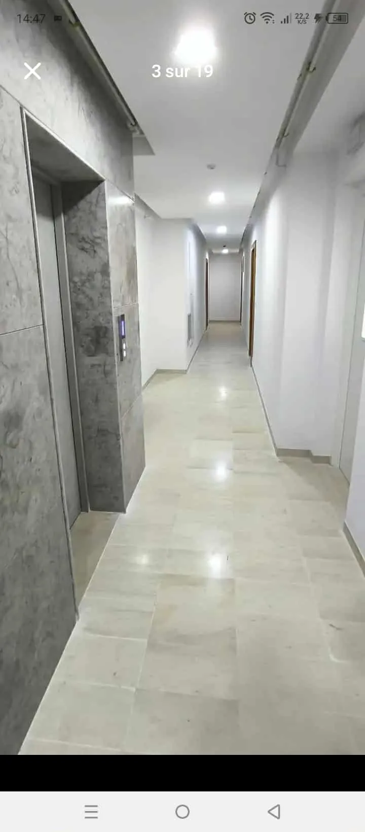 un appartements s+2 hs neuf au 5éme étage(avec ascenseur) a louer a Enkhilette