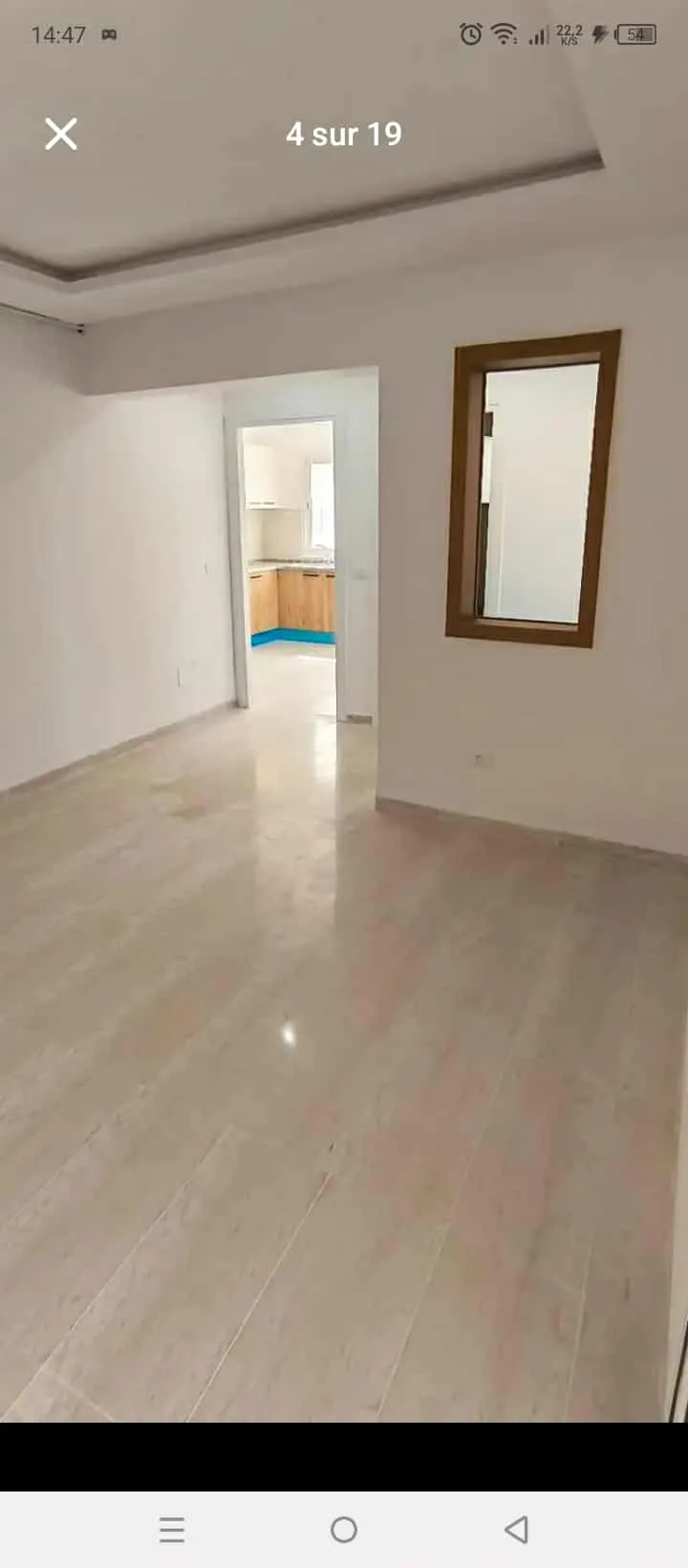 un appartements s+2 hs neuf au 5éme étage(avec ascenseur) a louer a Enkhilette
