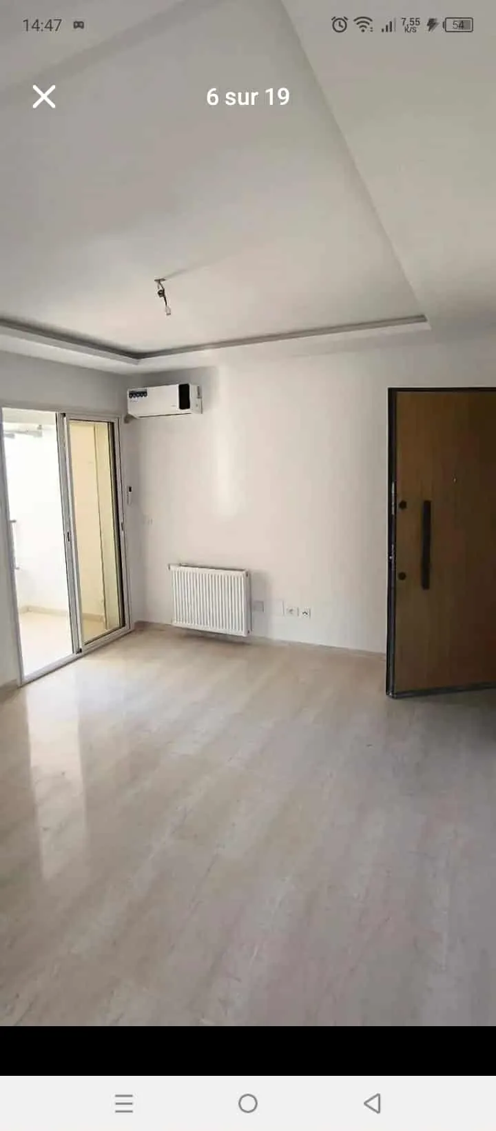 un appartements s+2 hs neuf au 5éme étage(avec ascenseur) a louer a Enkhilette