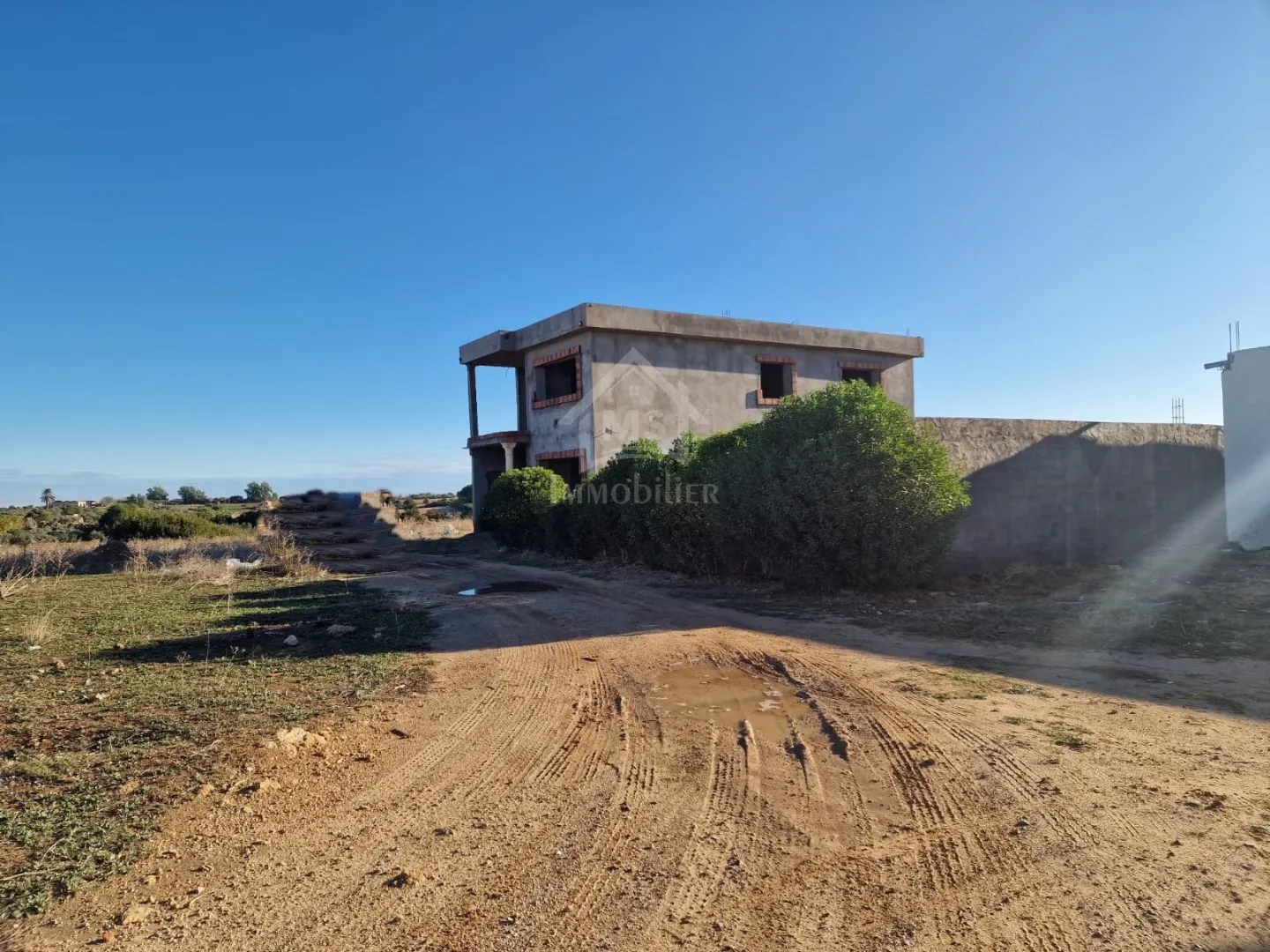 Villa S+4 encours de construction à vendre à Korba 51355351