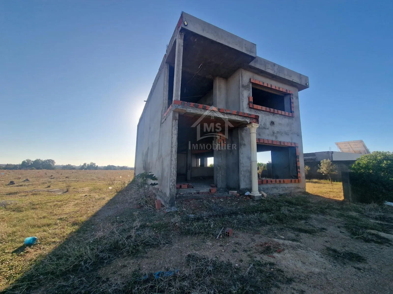 Villa S+4 encours de construction à vendre à Korba 51355351