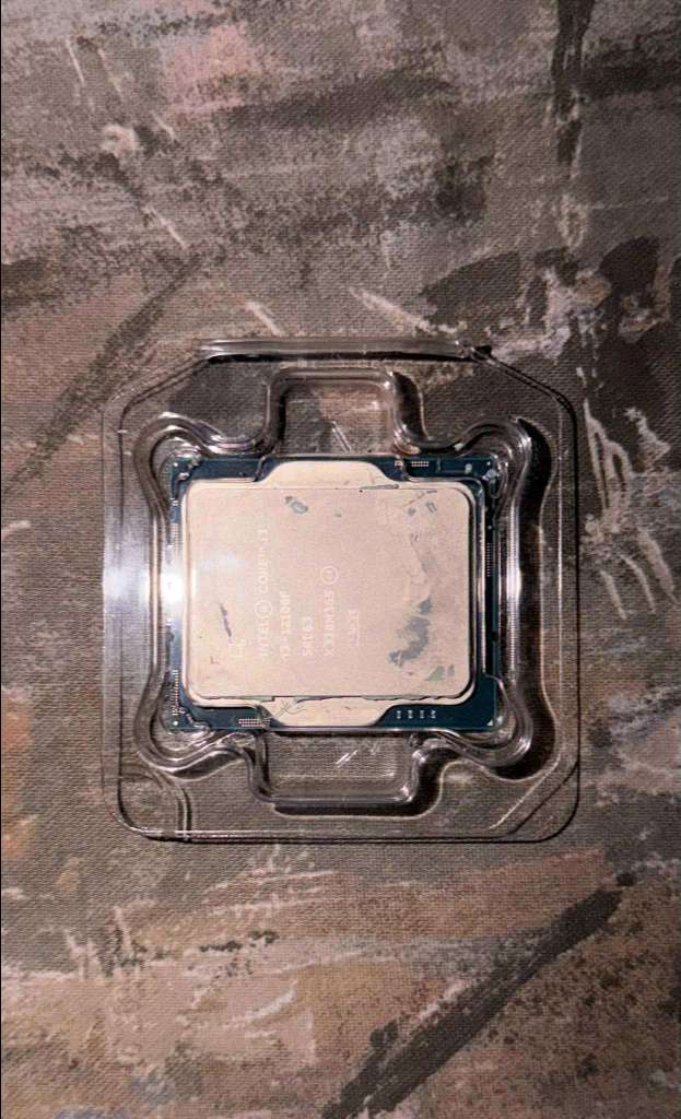 Processeur Intel Core i3-12100F + Ventilateur d’origine