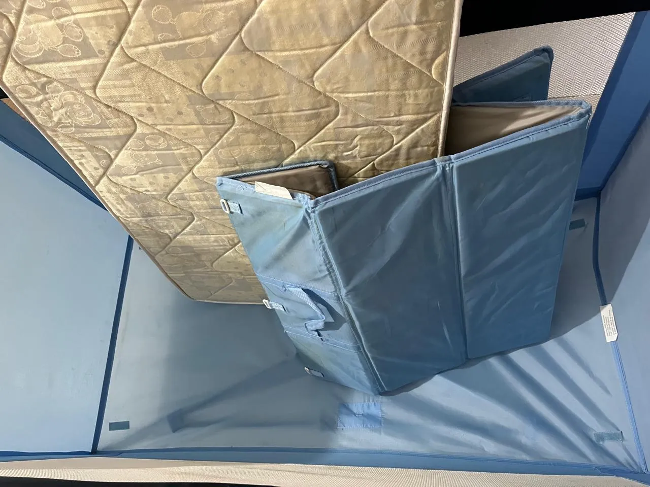 Par bébé unisex avec son Matelas à Ressorts.