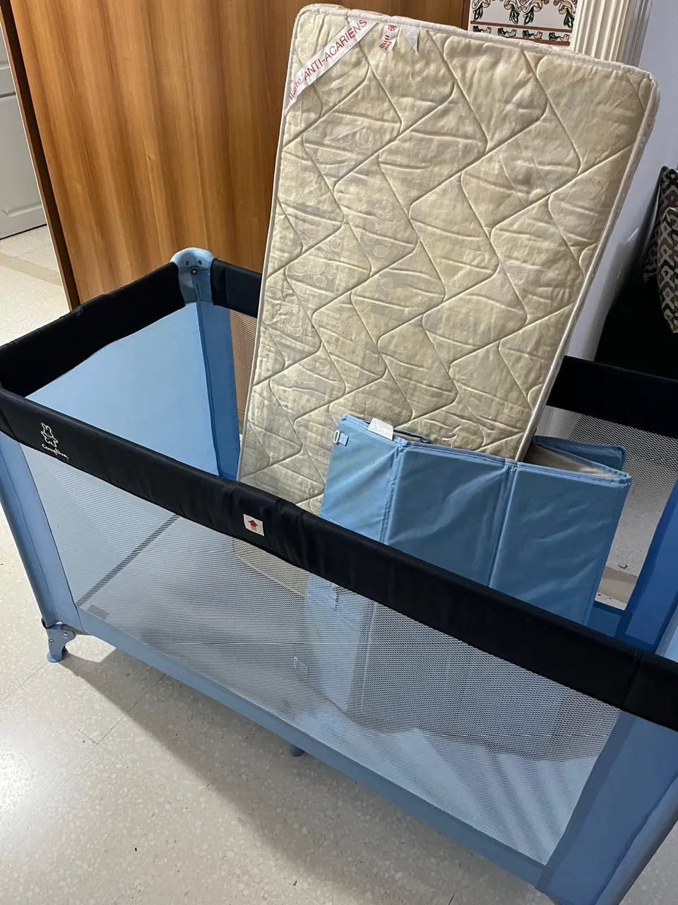 Par bébé unisex avec son Matelas à Ressorts.