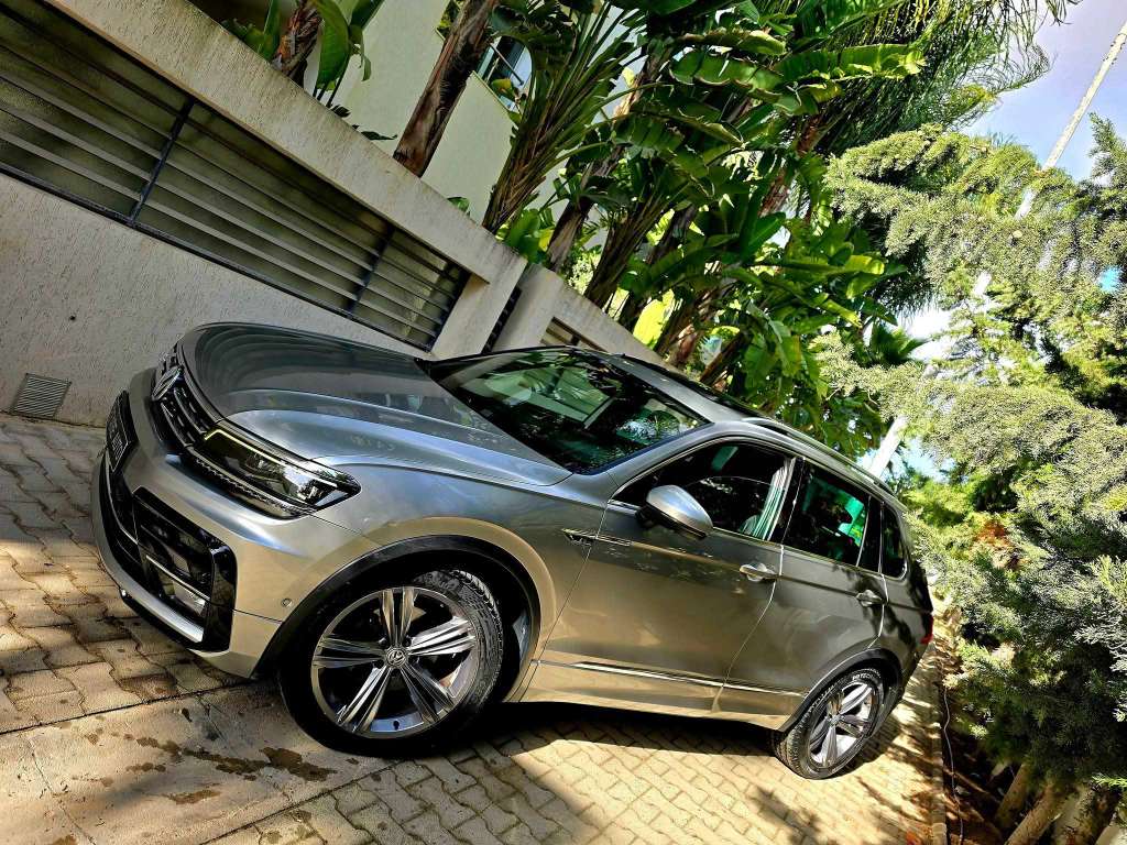 🔥 Tiguan R Line  2019 essence boite auto 🔥
            
