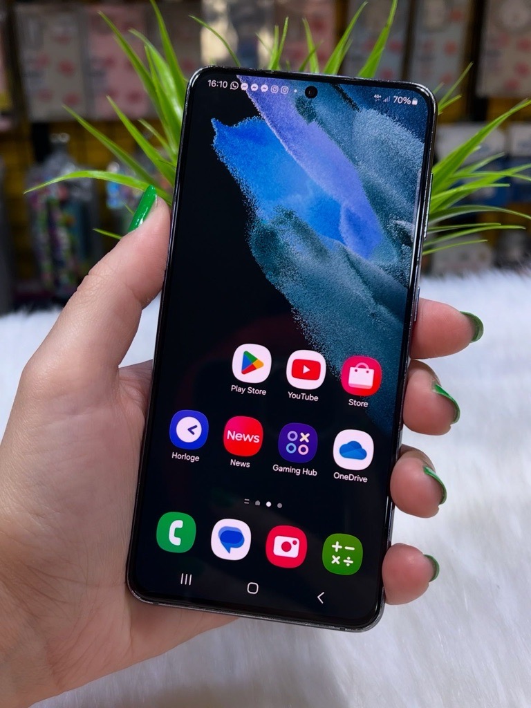 Samsung S21 (8Gb/128Gb) + chargeur بلاش