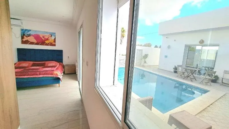  VILLA LAURA(Réf: L2949)