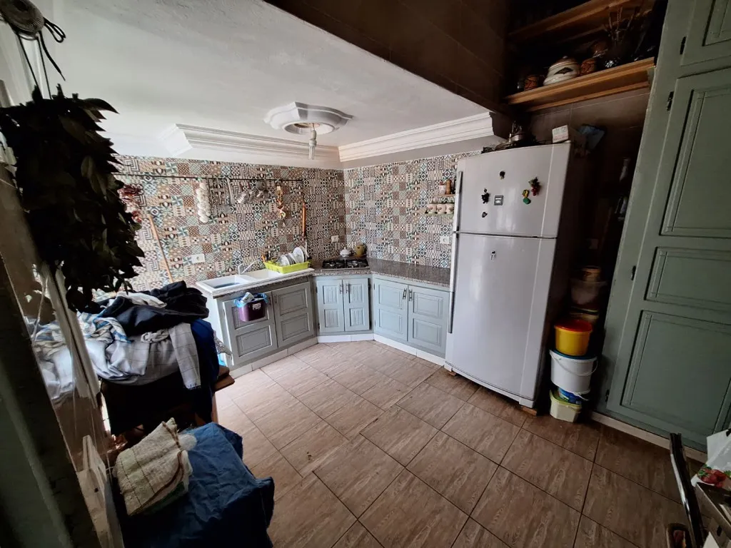 Duplex spacieux et moderne à Borj Cédria avec 3 niveaux et entrée indépendante