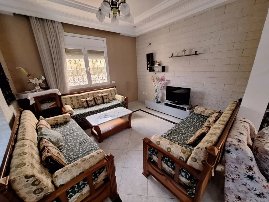 Duplex spacieux et moderne à Borj Cédria avec 3 niveaux et entrée indépendante
