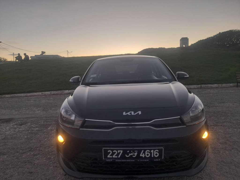 KIA RIO COUPÉ PREMIÈRE MAIN TRÈS BON ÉTAT